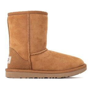 UGG® Classic II Boot /Big Kid - Chestnut / size 5